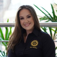 Anna Carolina Garzon