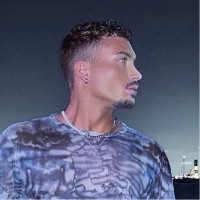 Ryan Flores