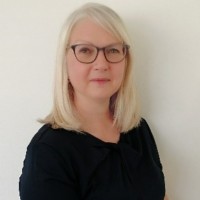 Debbie Dennis