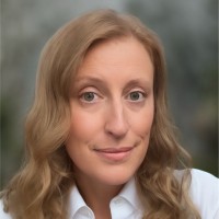 Tara Long