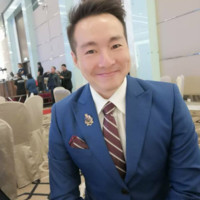 V Han (Brian) Ng