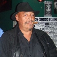 Bruce 
