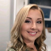 Victoria Lee  RVN PgCert VBM VPAC MCMI