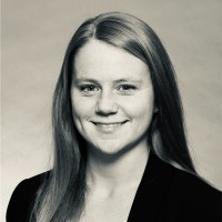 Dr. Laura Straub