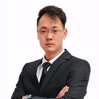 李君龙