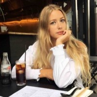 Tona Stell