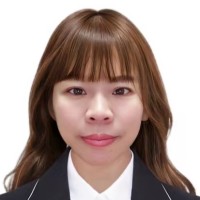 Molly He (Leather and fashion Bag Manufacturer)