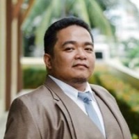 Cyrus Hans J.