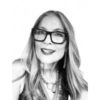 Christine Hanshaw