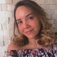Naidiane Menezes