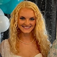 Courtney Crump