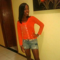 Tais Pinheiro