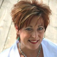 Heidi McLaughlin