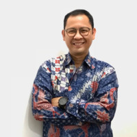 Roy F Permana