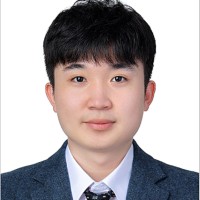 이동진