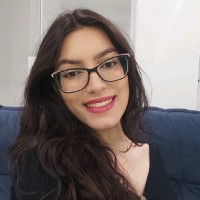 Lara Carvalho