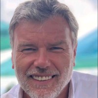 Nicholas Campbell