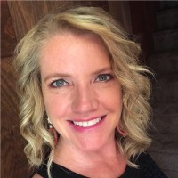 Amy White, Cec, Sns