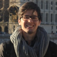 Lucas V.