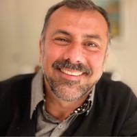Daryoush Aslebiza