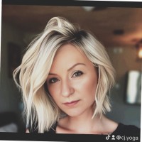 Claudia James