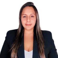 Naysha Flores
