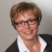 Dr. Stefanie Lugauer