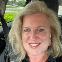 Kelly Hasson, Lmsw