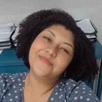 Claudia Oliveira Oliveira