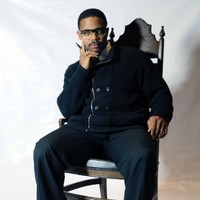 Eric Saunders