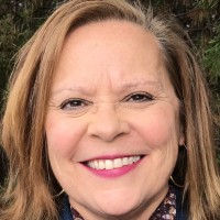 Jill Holmes Henderson, Rdn, Sns