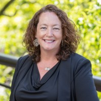 Lorraine Finnegan, Aia