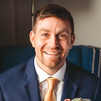 Michael Bronson, Cfa