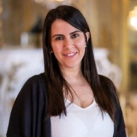 Debora Petrucelli