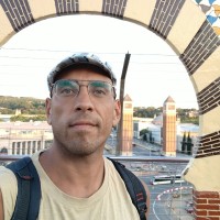 Javier Dario Renes