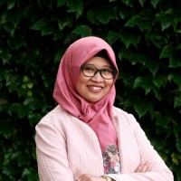 Dr Ratih Arruum Listiyandini