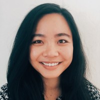Julia Hà