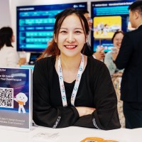 Angela Hua