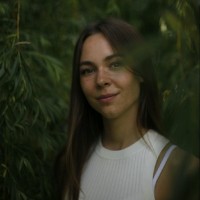Sara Zaloznik