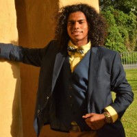 Erik Mena