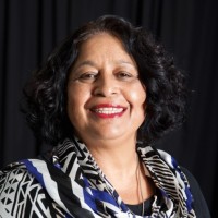 Dr. Desiree Cremer
