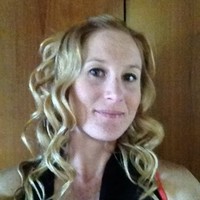 Lyndsay Lenderbeck