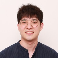 Keun Woong Park