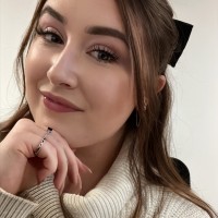 Becca Hiles