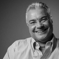 William Vaz