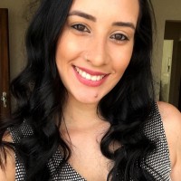 Thayná Kavalek