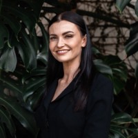 Emma Holmes