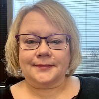 Naomi Selzler
