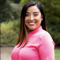 Linda Acuna
