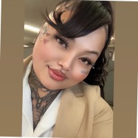 Elizabeth Her